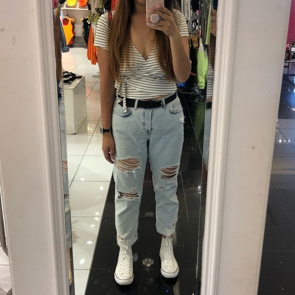 light wash denim boyfriend ripped jeans